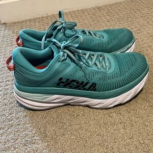Hoka one one Bondi 7 in women’s 8.5